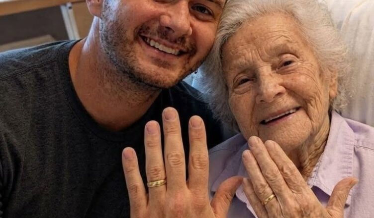 À 34 ans, je travaillais comme aide-soignant dans une petite maison de retraite lorsque j’ai rencontré Gloria.