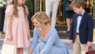 Ma belle-mère a appelé mes enfants « les enfants de quelqu’un d’autre » et les a exclus du dîner d’anniversaire que j’avais payé. Mon mari a vu leurs visages, entendu chaque mot et a quand même décidé d’entrer avec elle. Ma belle-mère a appelé mes enfants « les enfants de quelqu’un d’autre » et les a exclus du dîner d’anniversaire que j’avais payé. Mon mari a vu leurs visages, entendu chaque mot et a quand même décidé d’entrer avec elle.