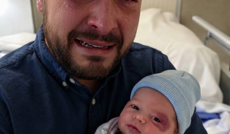 J’avais attendu quatre longues années pour voir mon mari tenir enfin dans ses bras le bébé dont nous avions tant rêvé.